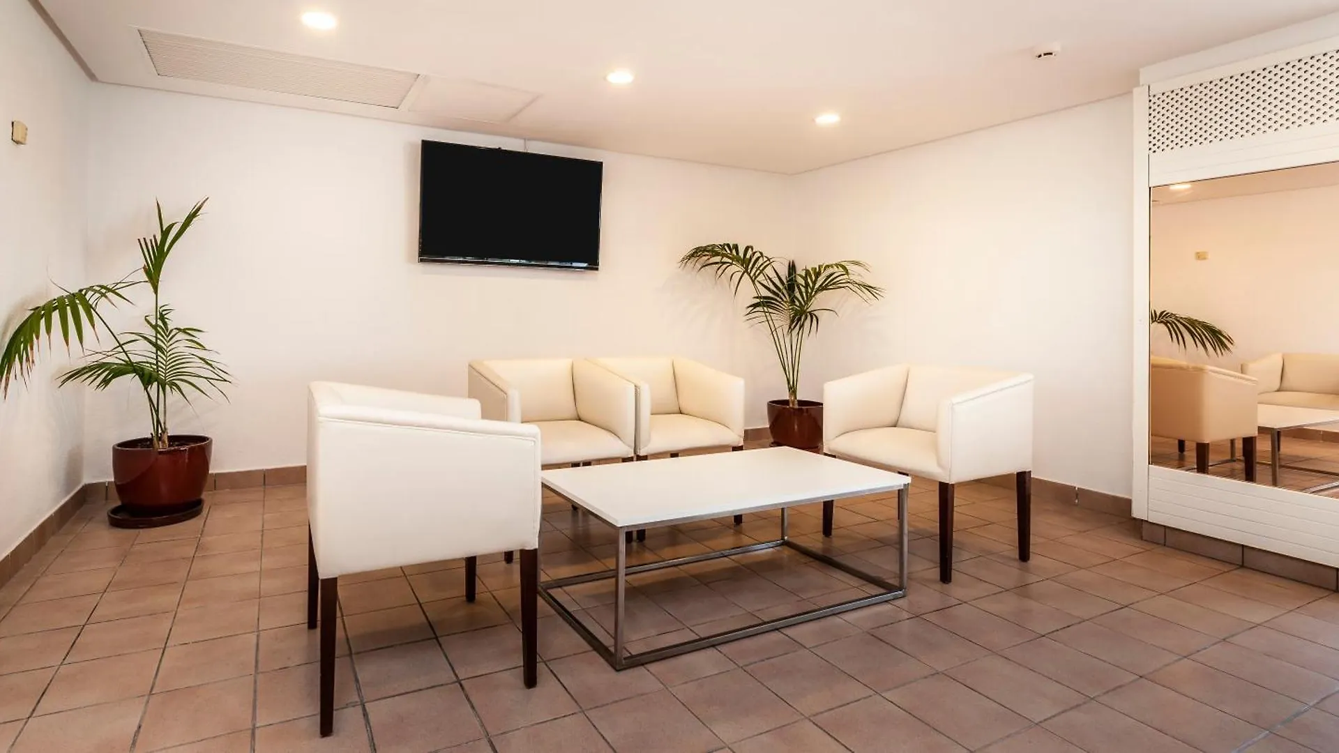 Globales Cala'N Blanes Hotel Cala'N Blanes   Cala'N Blanes (Menorca)